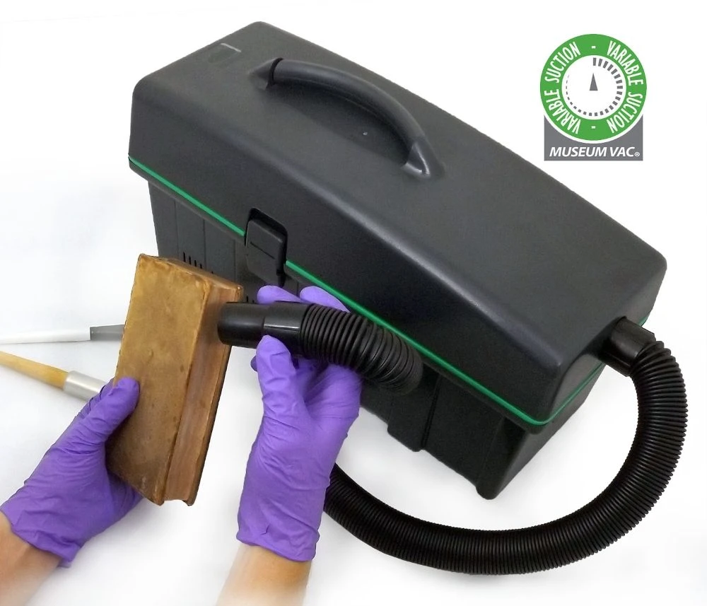 Museum Vac® | Disposable HEPA Cartridge Filter 3 Museum Vac® | Disposable HEPA Cartridge Filter