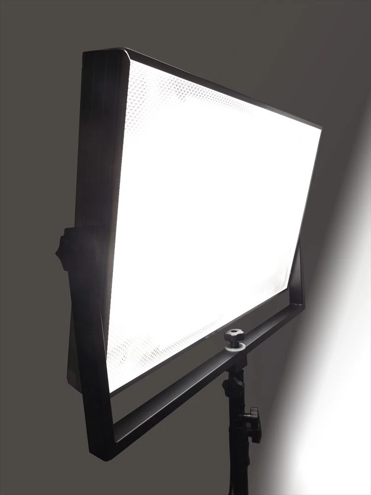 High Brightness Luminaire 4 High Brightness Luminaire - Image 2